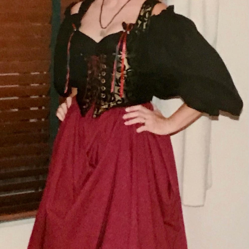 Renaissance Wench Outfit